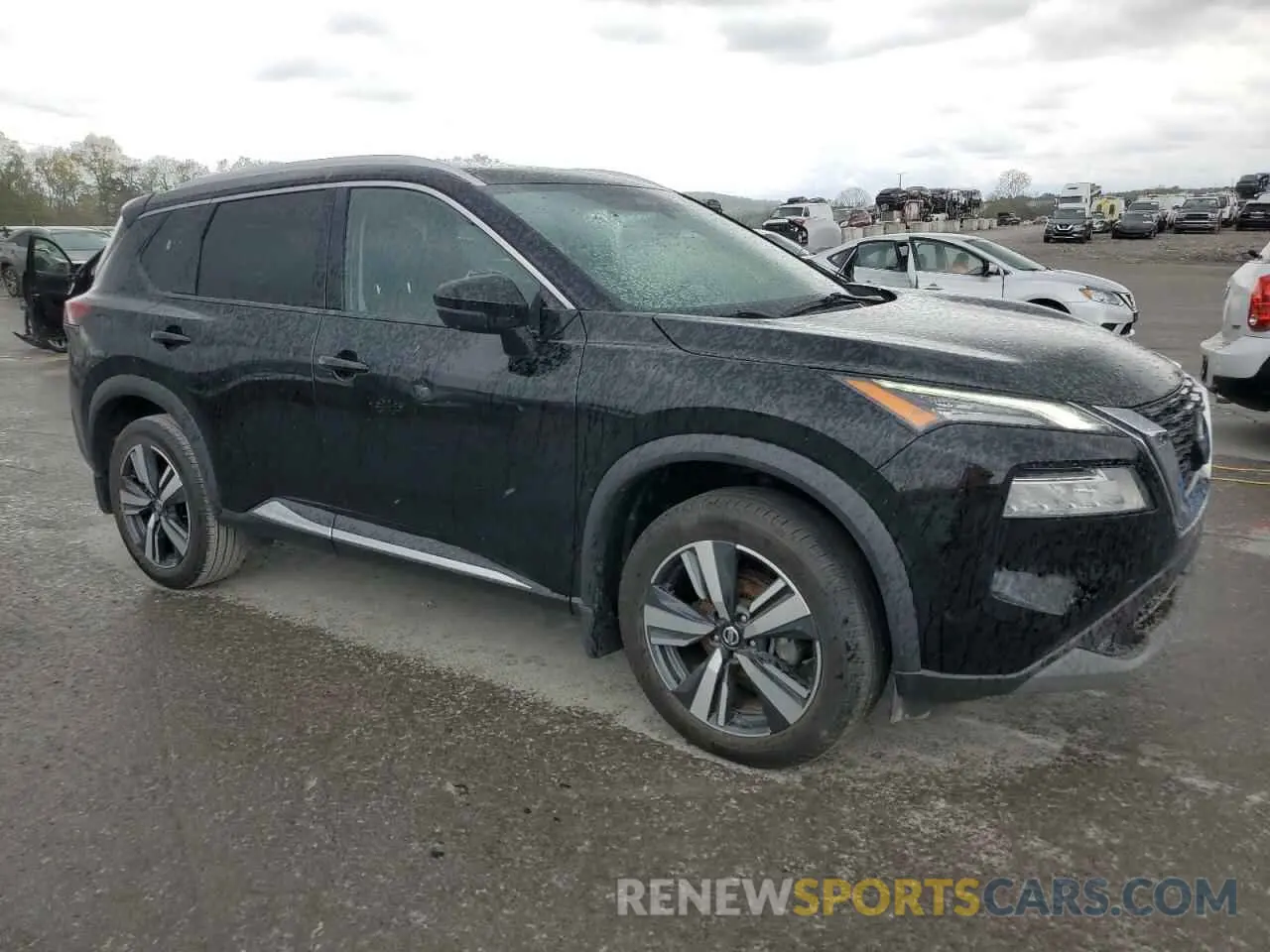4 Photograph of a damaged car 5N1AT3CB5MC678270 NISSAN ROGUE 2021