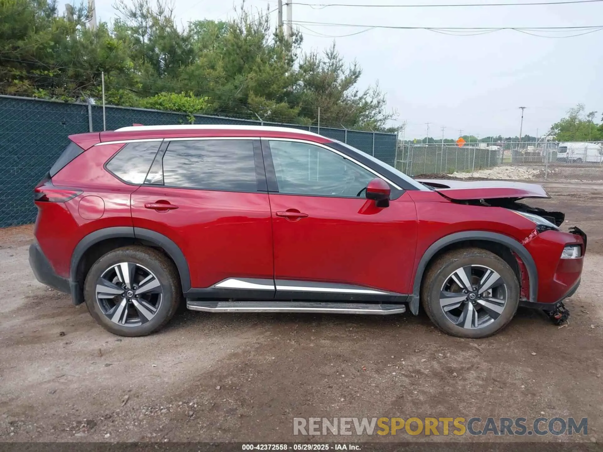 14 Photograph of a damaged car 5N1AT3CB5MC816860 NISSAN ROGUE 2021