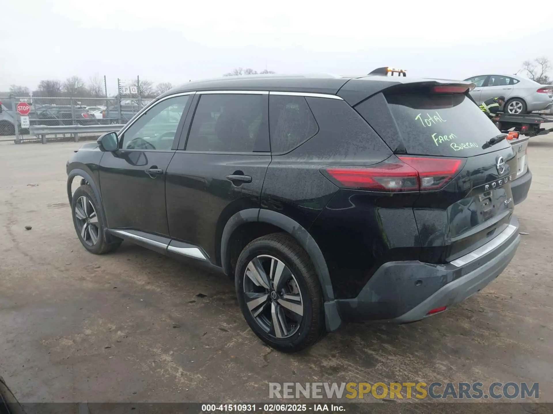 14 Photograph of a damaged car 5N1AT3CB6MC679167 NISSAN ROGUE 2021