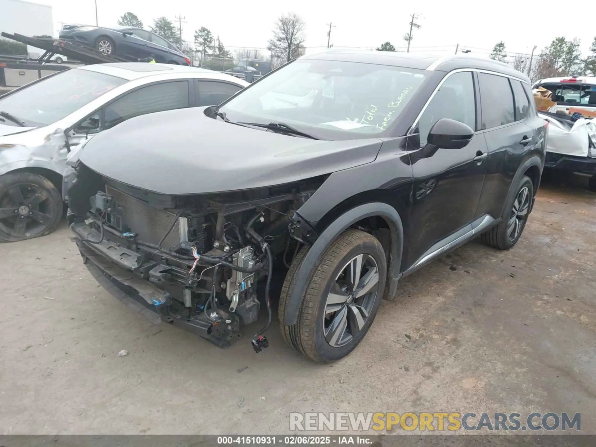 2 Photograph of a damaged car 5N1AT3CB6MC679167 NISSAN ROGUE 2021