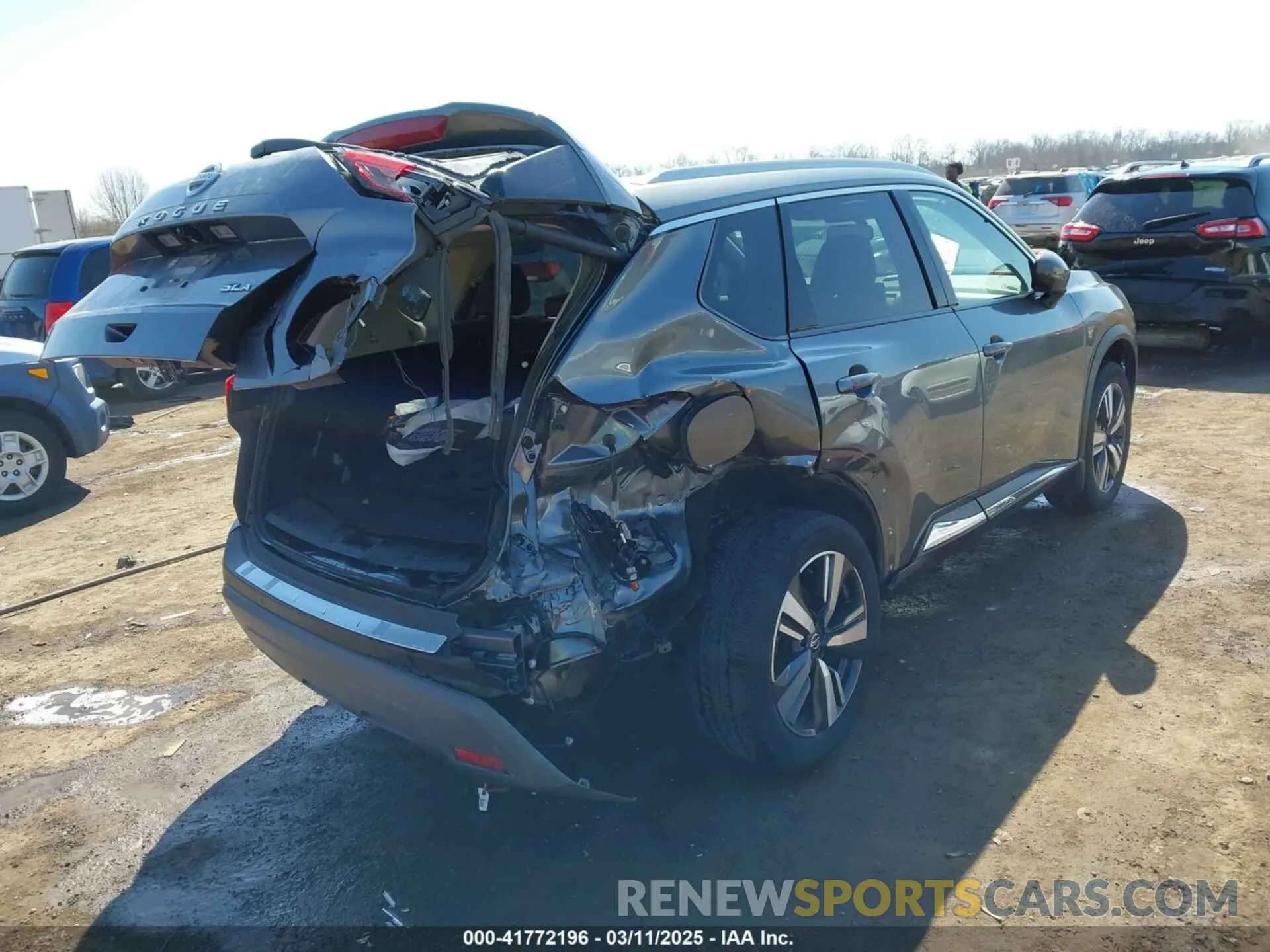 4 Photograph of a damaged car 5N1AT3CB8MC697749 NISSAN ROGUE 2021