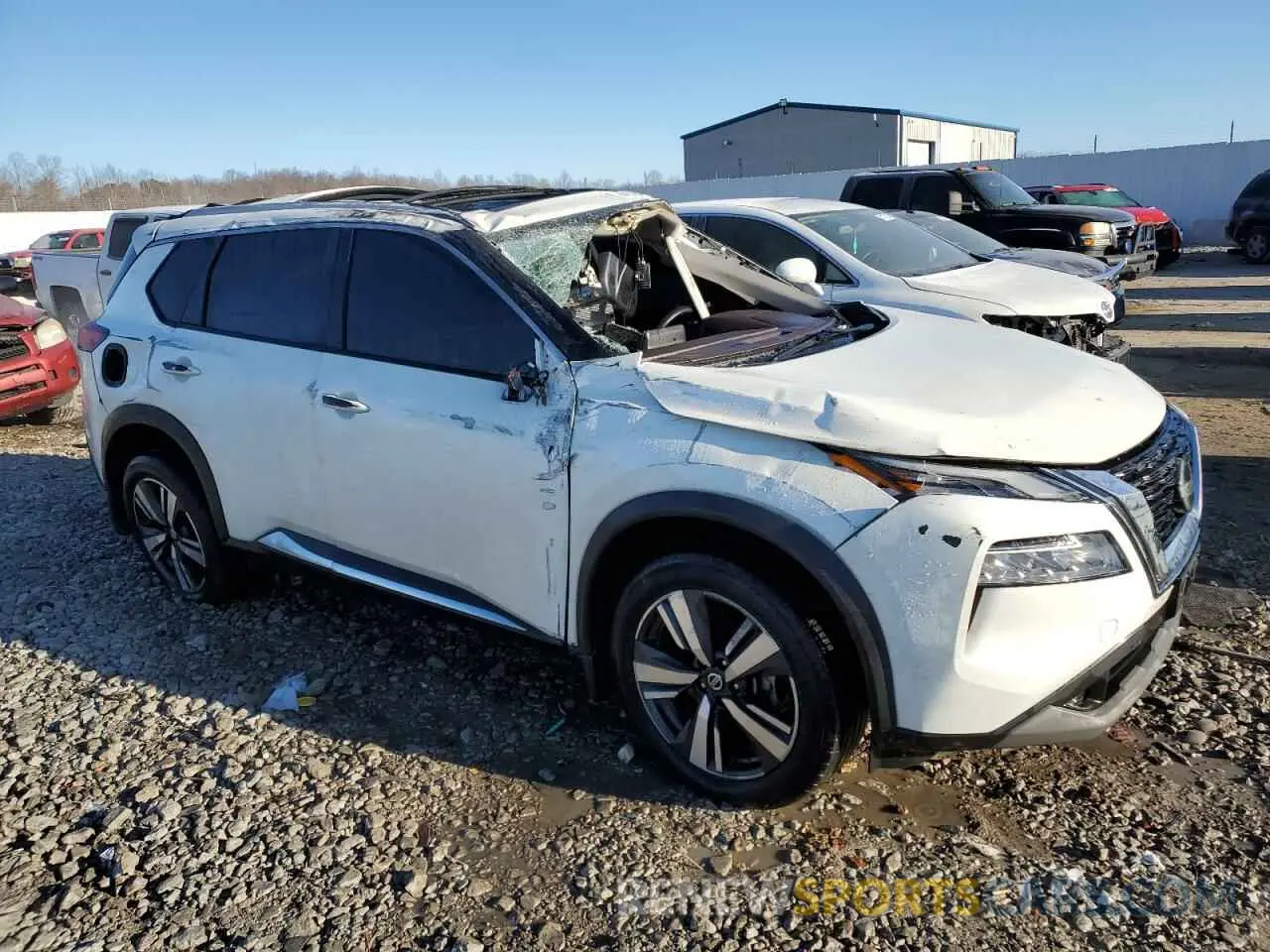 4 Photograph of a damaged car 5N1AT3CB8MC720074 NISSAN ROGUE 2021
