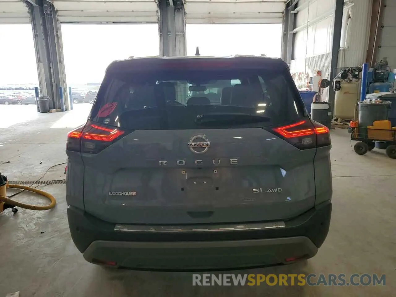 6 Photograph of a damaged car 5N1AT3CB9MC769641 NISSAN ROGUE 2021