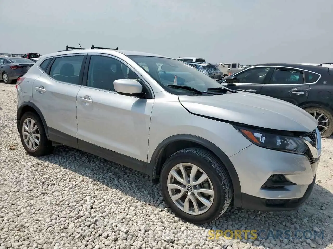 4 Photograph of a damaged car JN1BJ1AV1MW563618 NISSAN ROGUE 2021