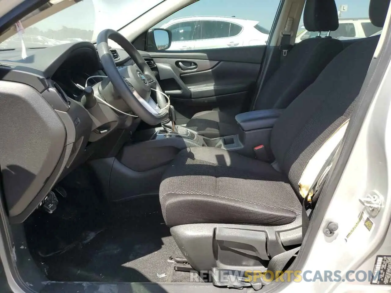 7 Photograph of a damaged car JN1BJ1AV6MW302839 NISSAN ROGUE 2021