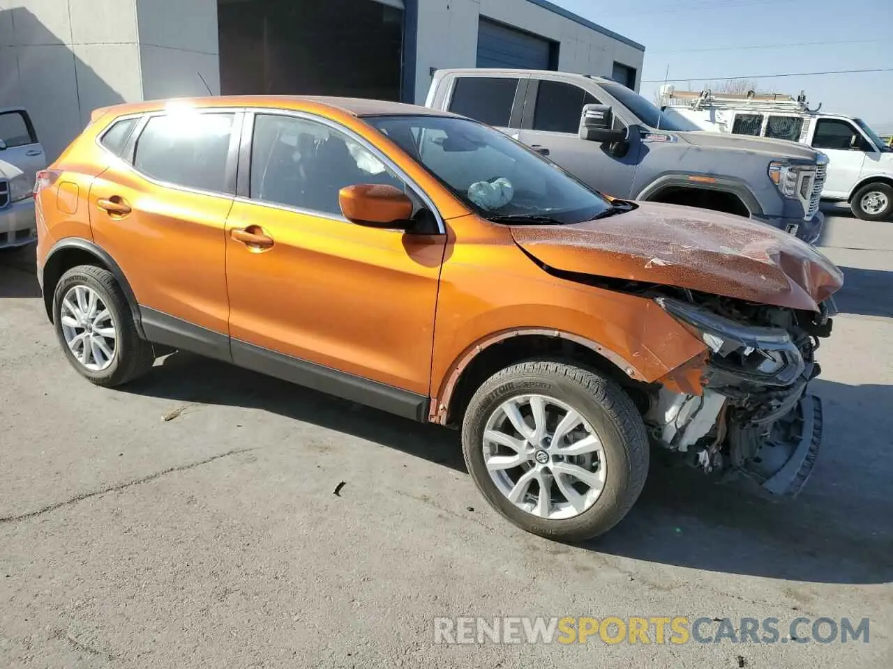4 Photograph of a damaged car JN1BJ1AVXMW304352 NISSAN ROGUE 2021