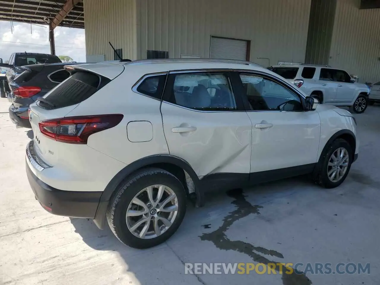 3 Photograph of a damaged car JN1BJ1BV8MW572007 NISSAN ROGUE 2021