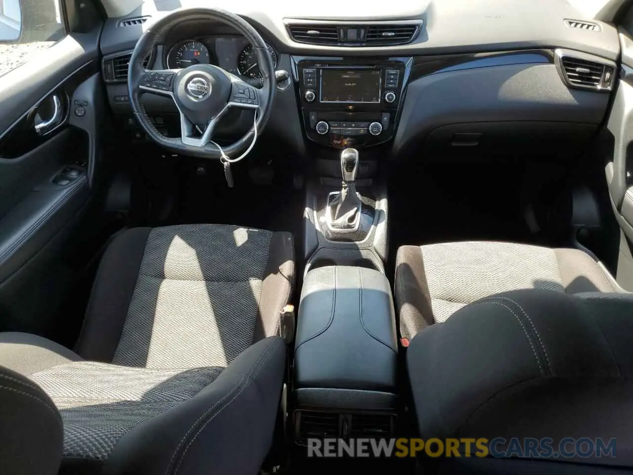 8 Photograph of a damaged car JN1BJ1BW1MW668201 NISSAN ROGUE 2021