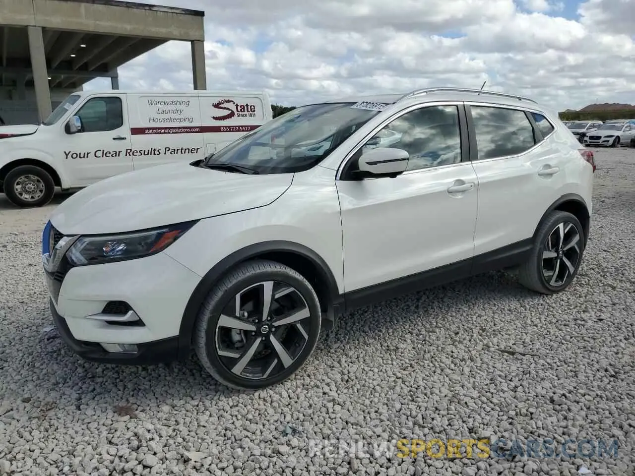 1 Photograph of a damaged car JN1BJ1CV4MW319832 NISSAN ROGUE 2021