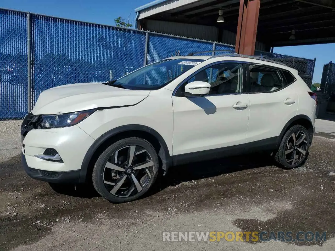 1 Photograph of a damaged car JN1BJ1CV4MW560984 NISSAN ROGUE 2021