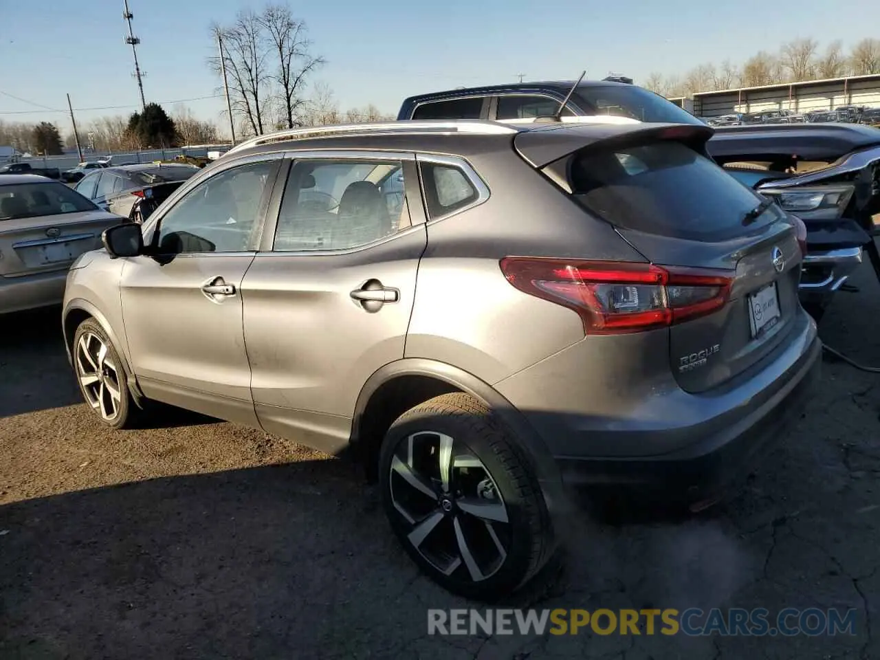 2 Photograph of a damaged car JN1BJ1CW5MW451846 NISSAN ROGUE 2021