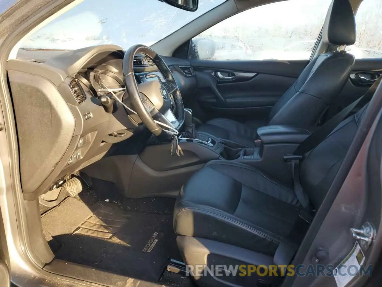 7 Photograph of a damaged car JN1BJ1CW5MW451846 NISSAN ROGUE 2021