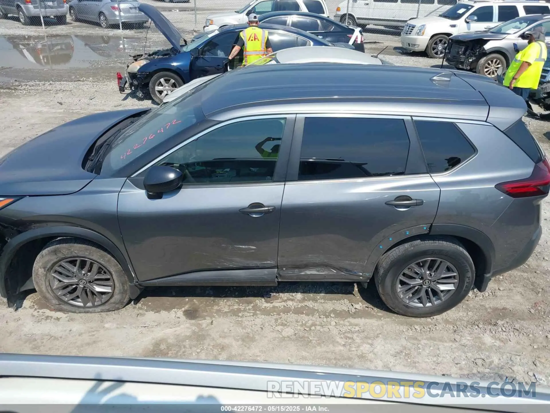 14 Photograph of a damaged car JN8AT3AA0MW003394 NISSAN ROGUE 2021