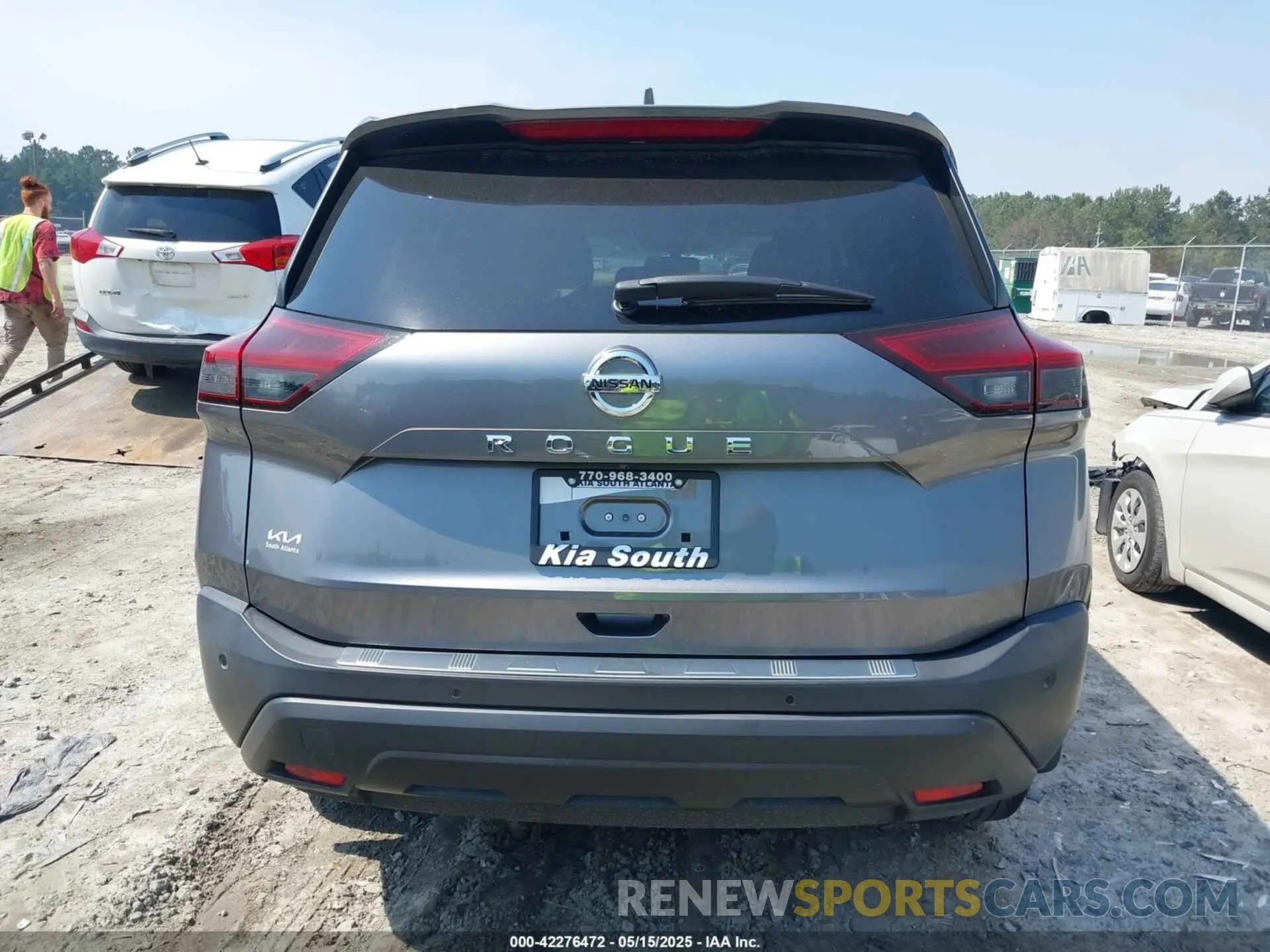 16 Photograph of a damaged car JN8AT3AA0MW003394 NISSAN ROGUE 2021