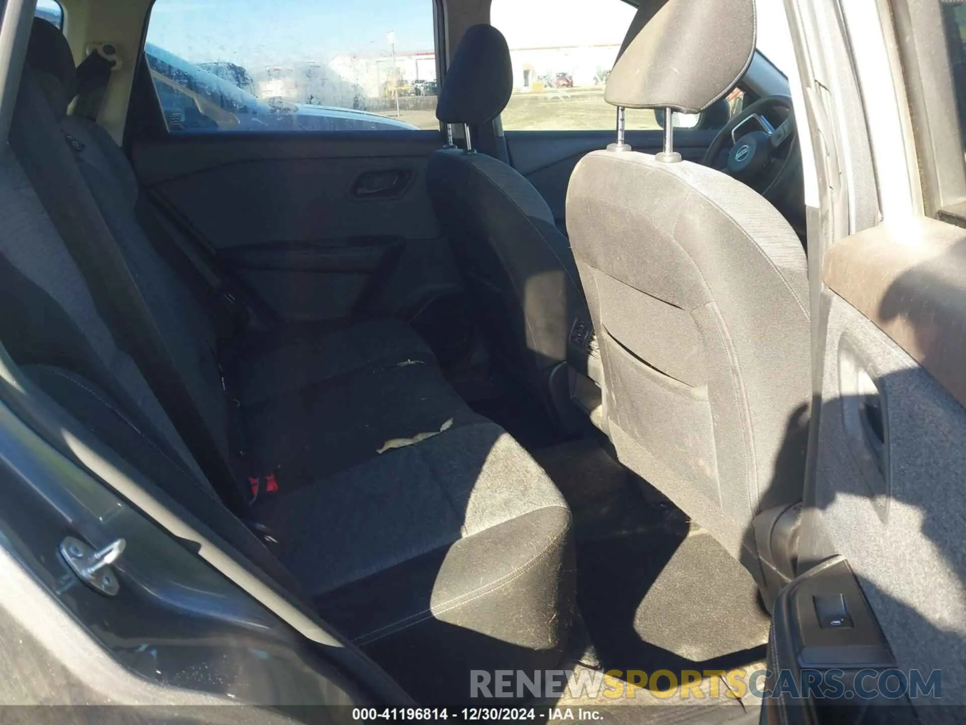 8 Photograph of a damaged car JN8AT3AA1MW002853 NISSAN ROGUE 2021