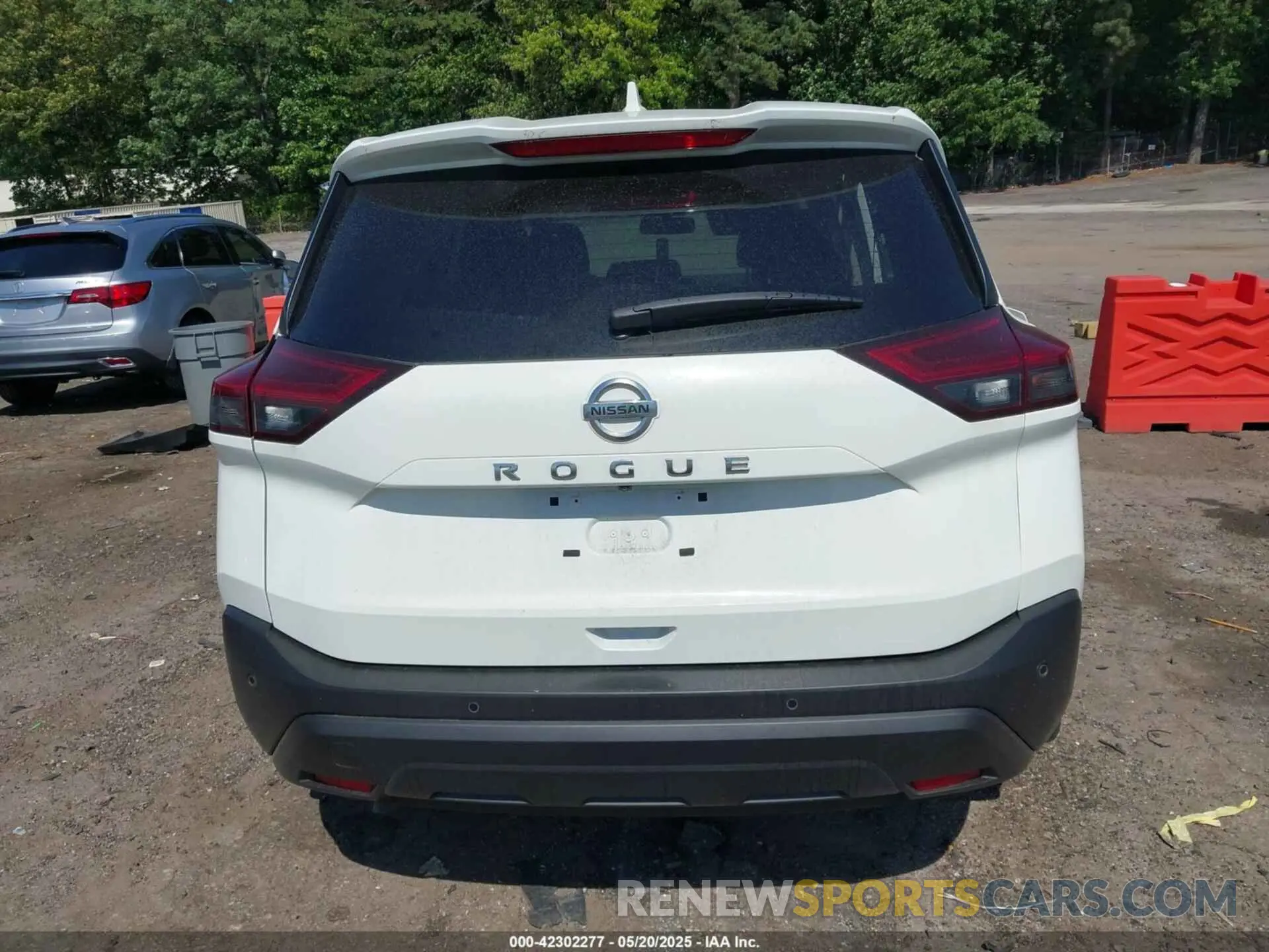 16 Photograph of a damaged car JN8AT3AA1MW005641 NISSAN ROGUE 2021