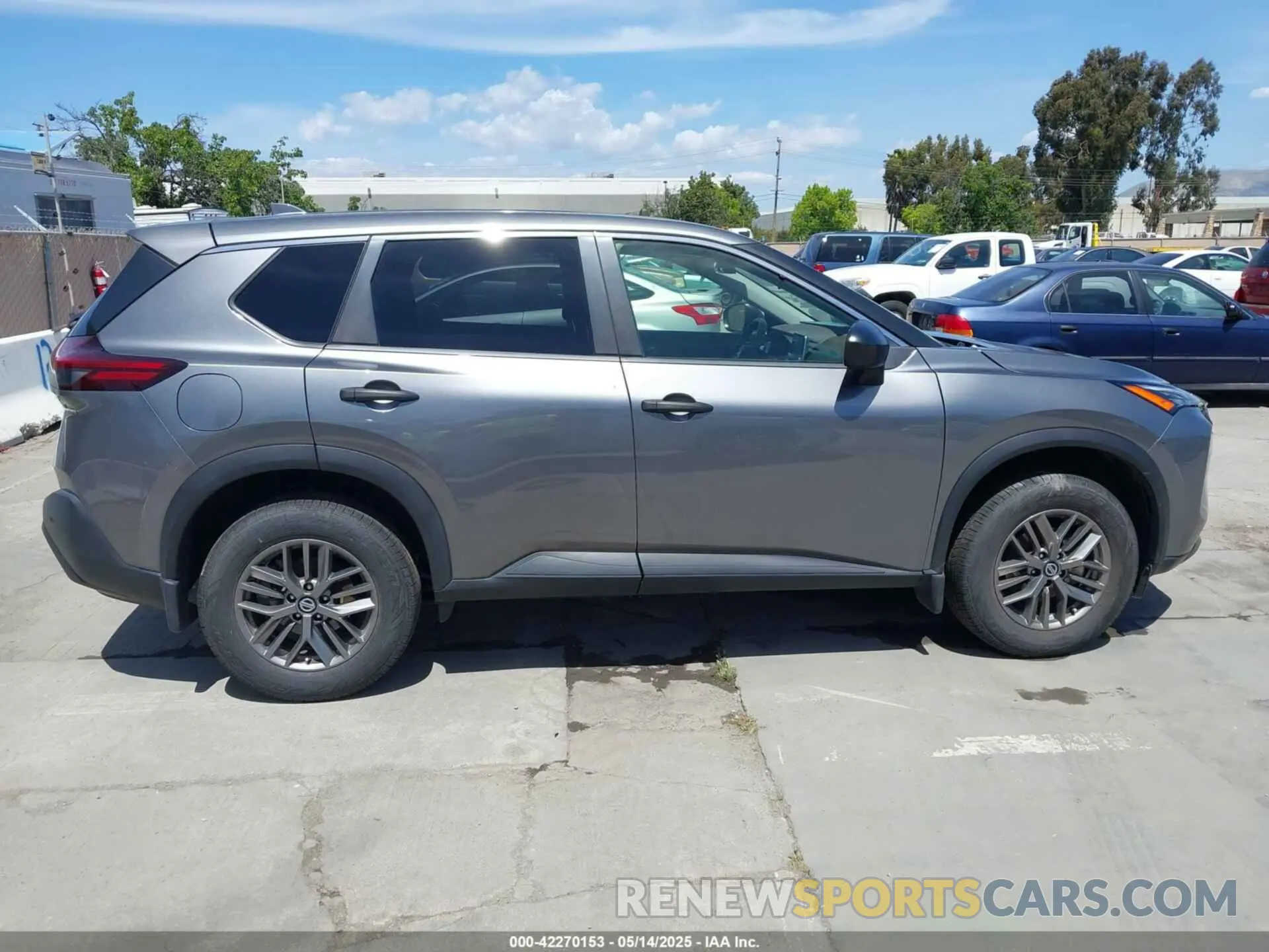 13 Photograph of a damaged car JN8AT3AA1MW016803 NISSAN ROGUE 2021