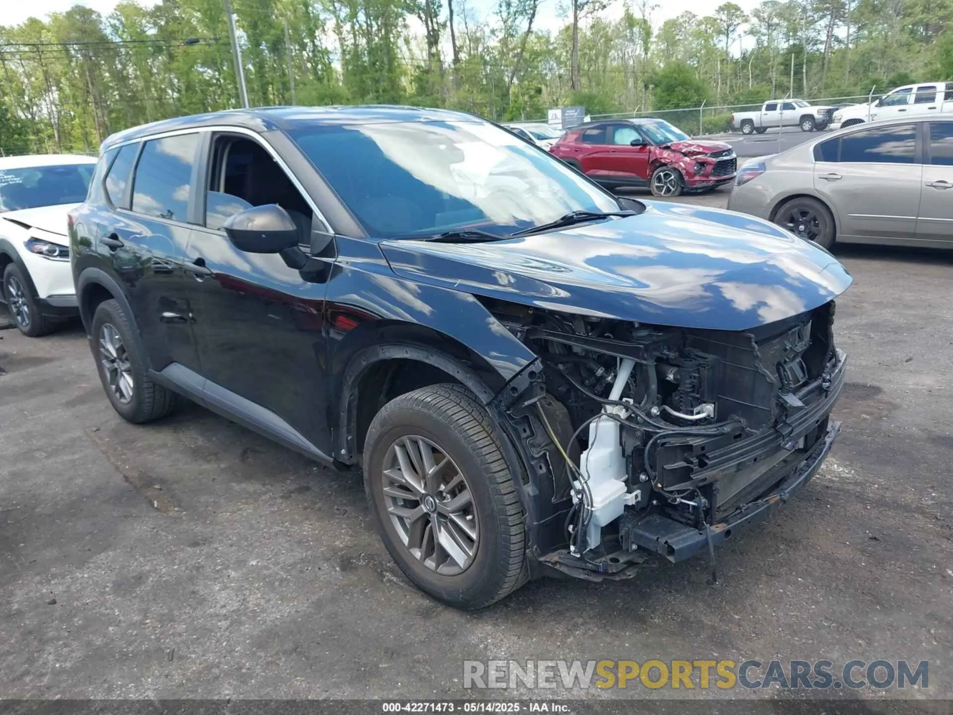 1 Photograph of a damaged car JN8AT3AA2MW002456 NISSAN ROGUE 2021