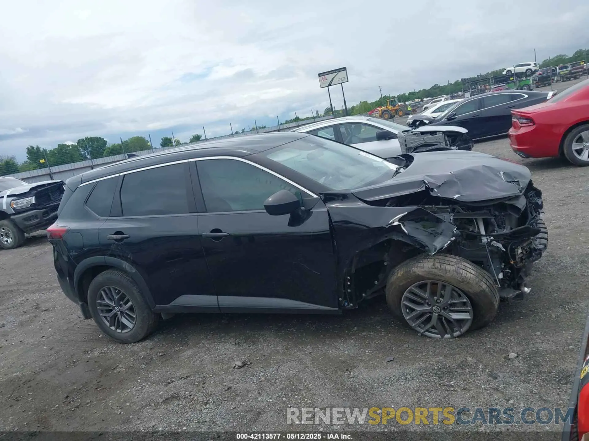 14 Photograph of a damaged car JN8AT3AA3MW015085 NISSAN ROGUE 2021