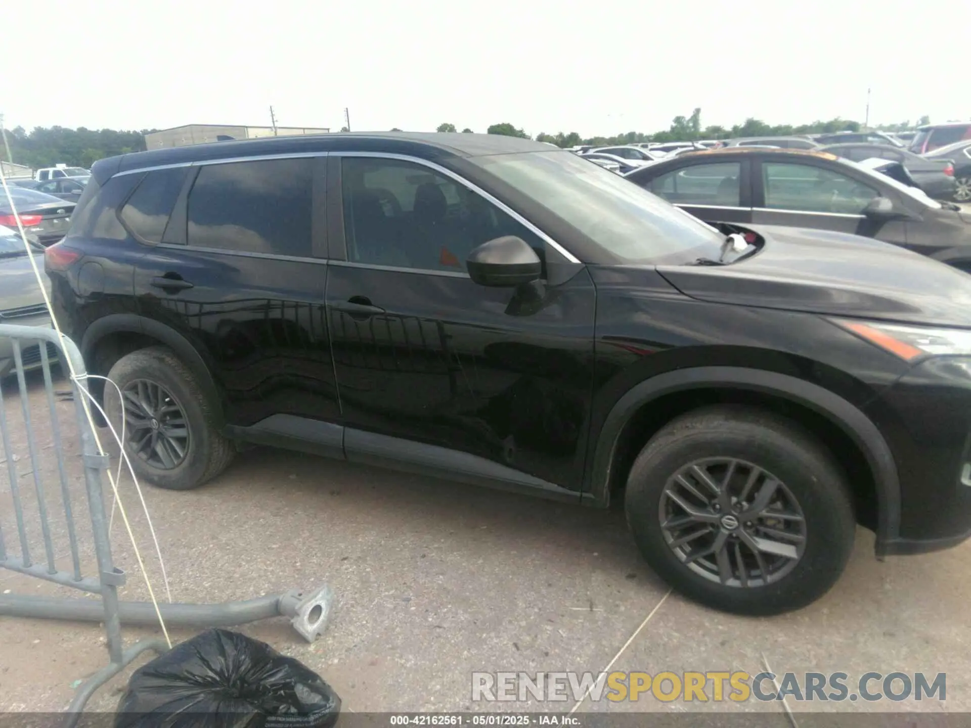 13 Photograph of a damaged car JN8AT3AA7MW004607 NISSAN ROGUE 2021