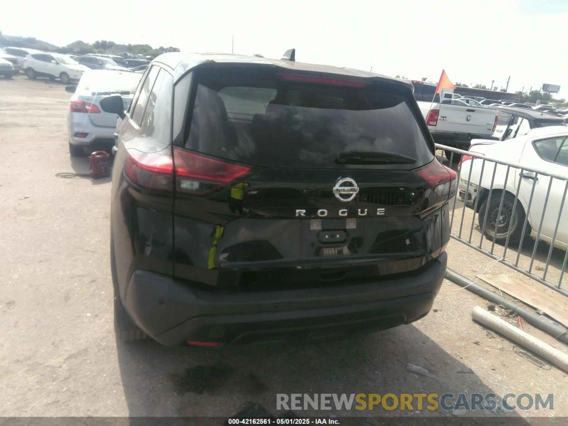 16 Photograph of a damaged car JN8AT3AA7MW004607 NISSAN ROGUE 2021