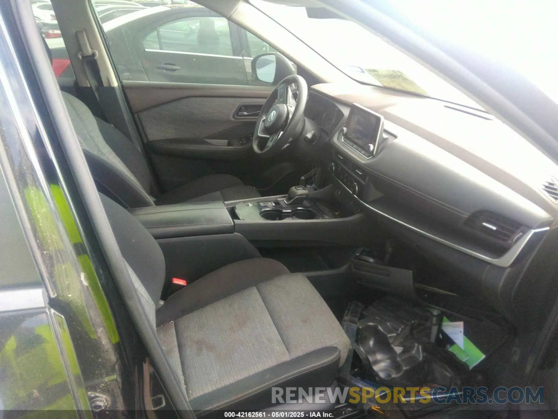 5 Photograph of a damaged car JN8AT3AA7MW004607 NISSAN ROGUE 2021