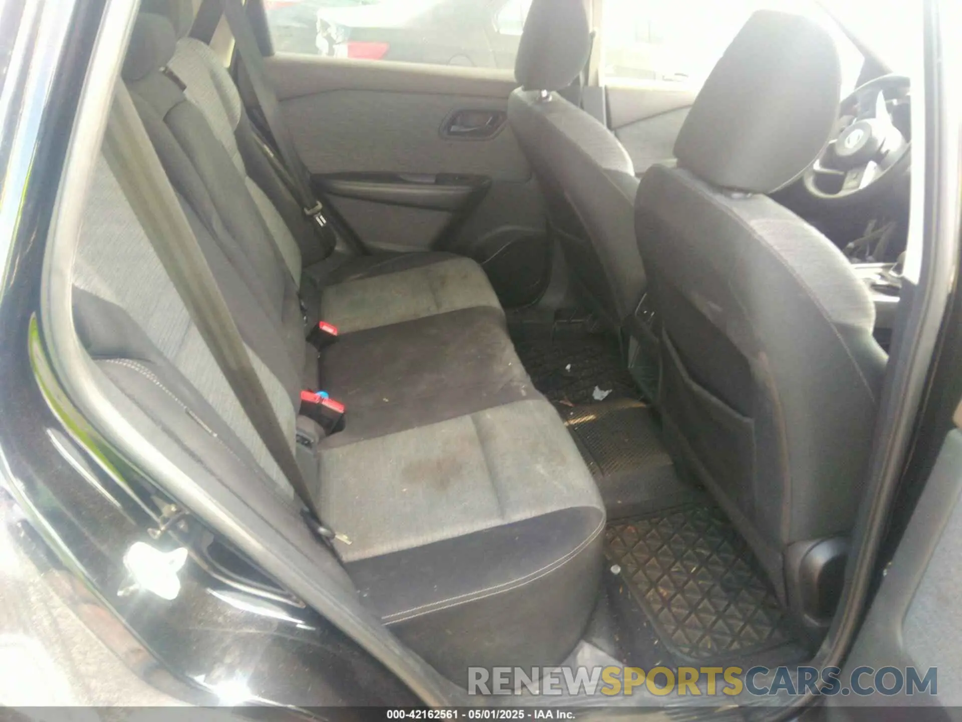 8 Photograph of a damaged car JN8AT3AA7MW004607 NISSAN ROGUE 2021