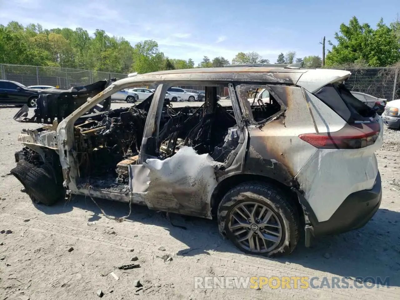 2 Photograph of a damaged car JN8AT3AA8MW015504 NISSAN ROGUE 2021