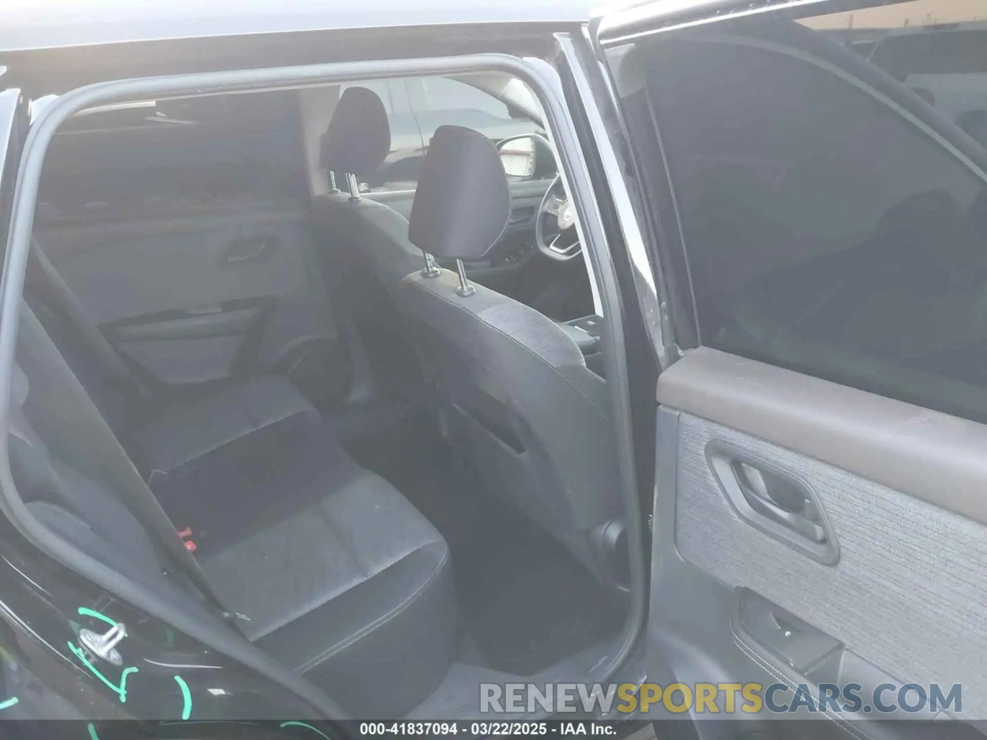 8 Photograph of a damaged car JN8AT3AA9MW004155 NISSAN ROGUE 2021