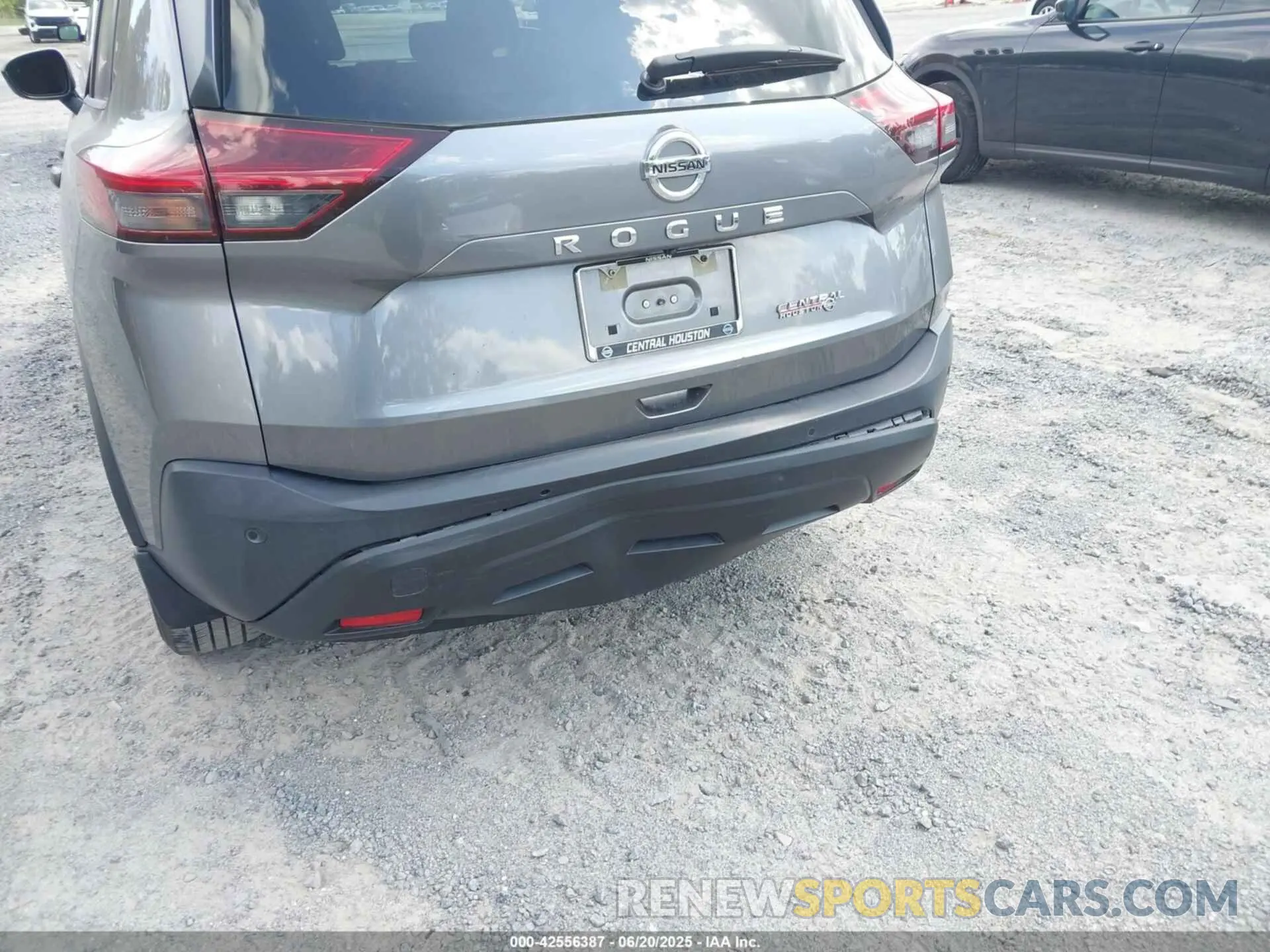 6 Photograph of a damaged car JN8AT3AA9MW004401 NISSAN ROGUE 2021