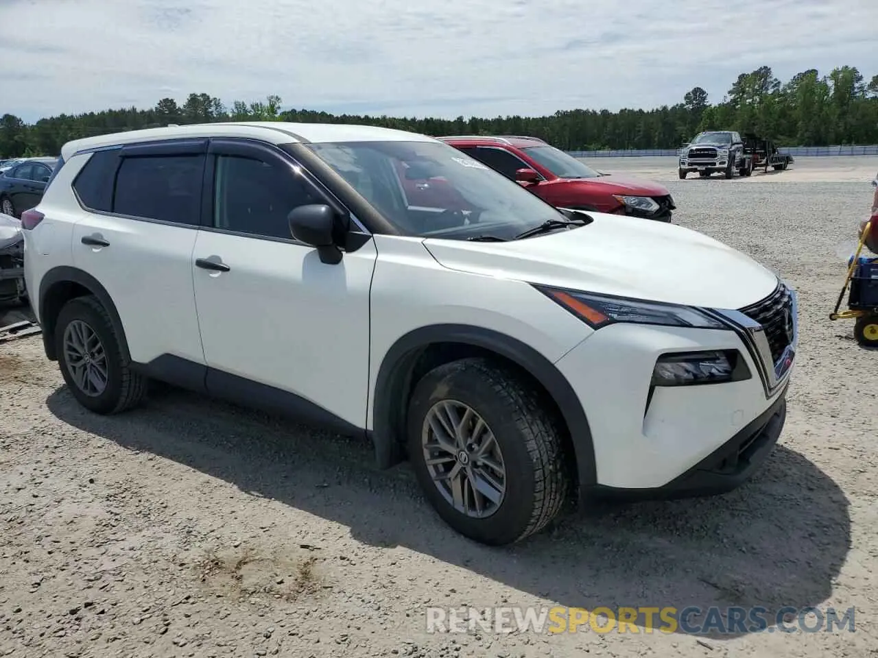 4 Photograph of a damaged car JN8AT3AAXMW001037 NISSAN ROGUE 2021