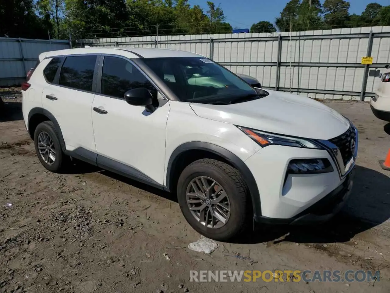 4 Photograph of a damaged car JN8AT3AB3MW224464 NISSAN ROGUE 2021