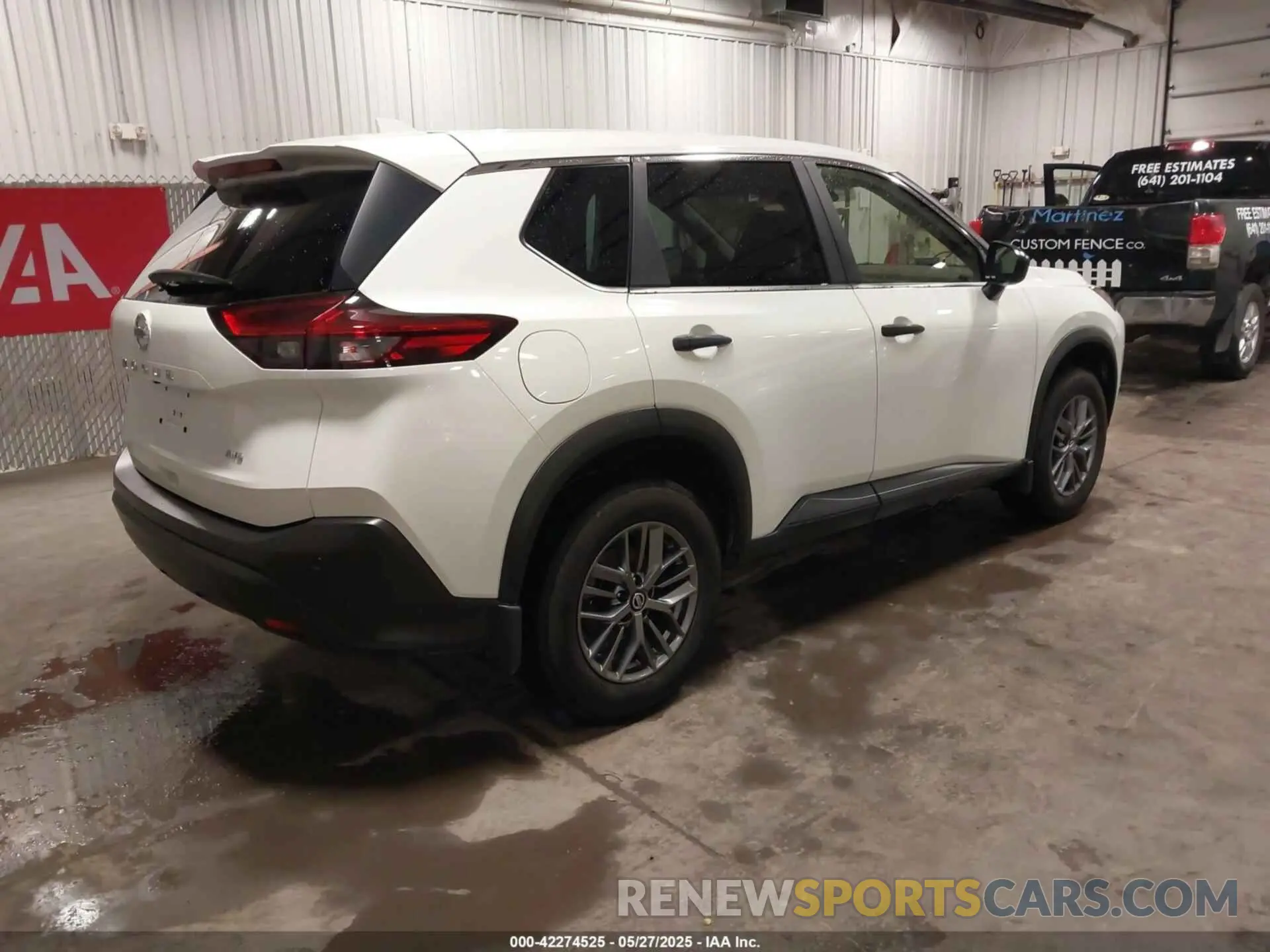 4 Photograph of a damaged car JN8AT3AB9MW210861 NISSAN ROGUE 2021