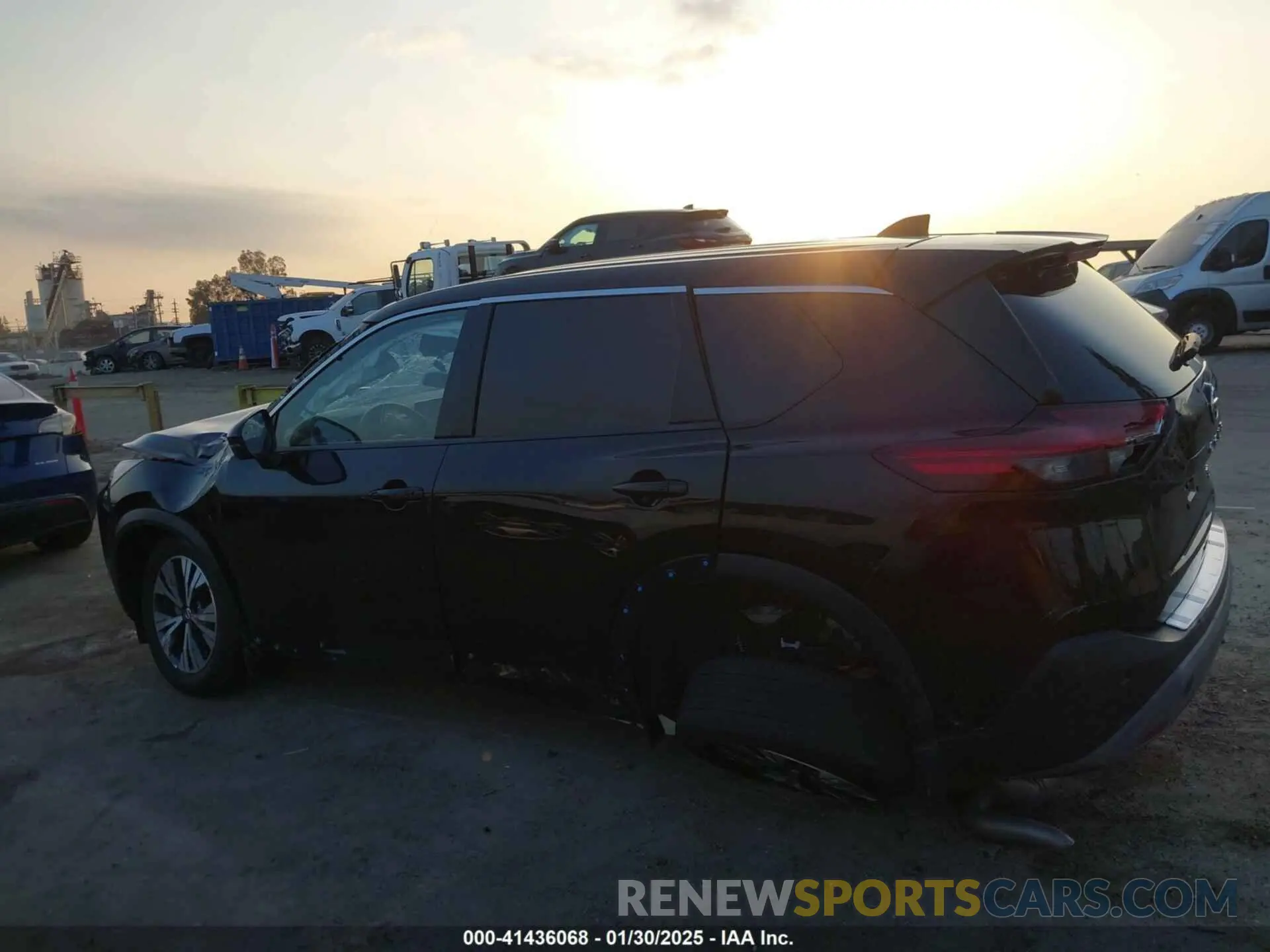 14 Photograph of a damaged car JN8AT3BA1MW001832 NISSAN ROGUE 2021