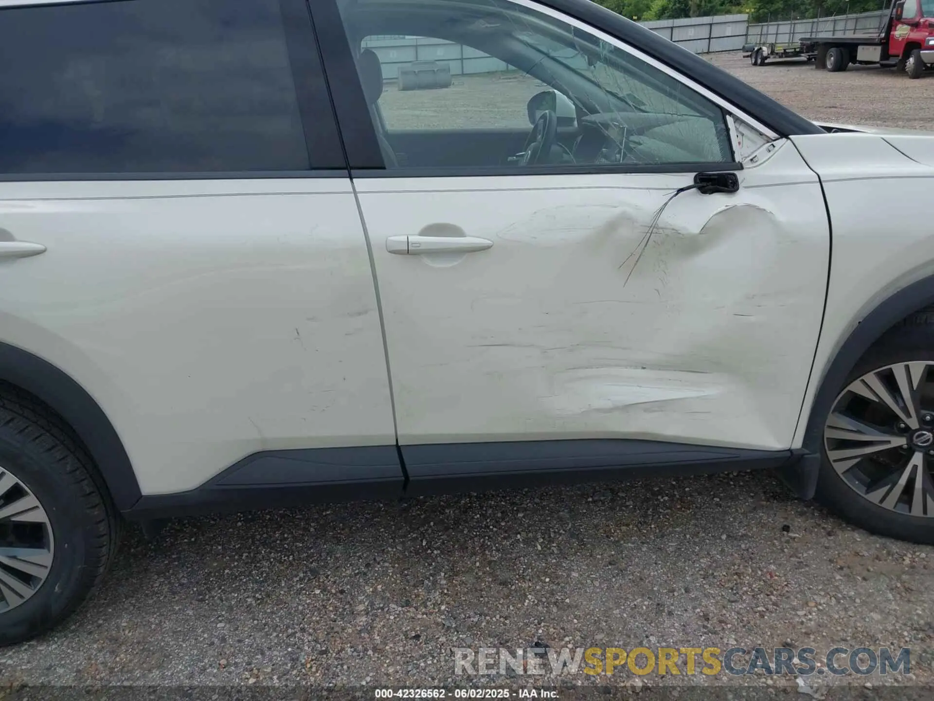 18 Photograph of a damaged car JN8AT3BA1MW003936 NISSAN ROGUE 2021