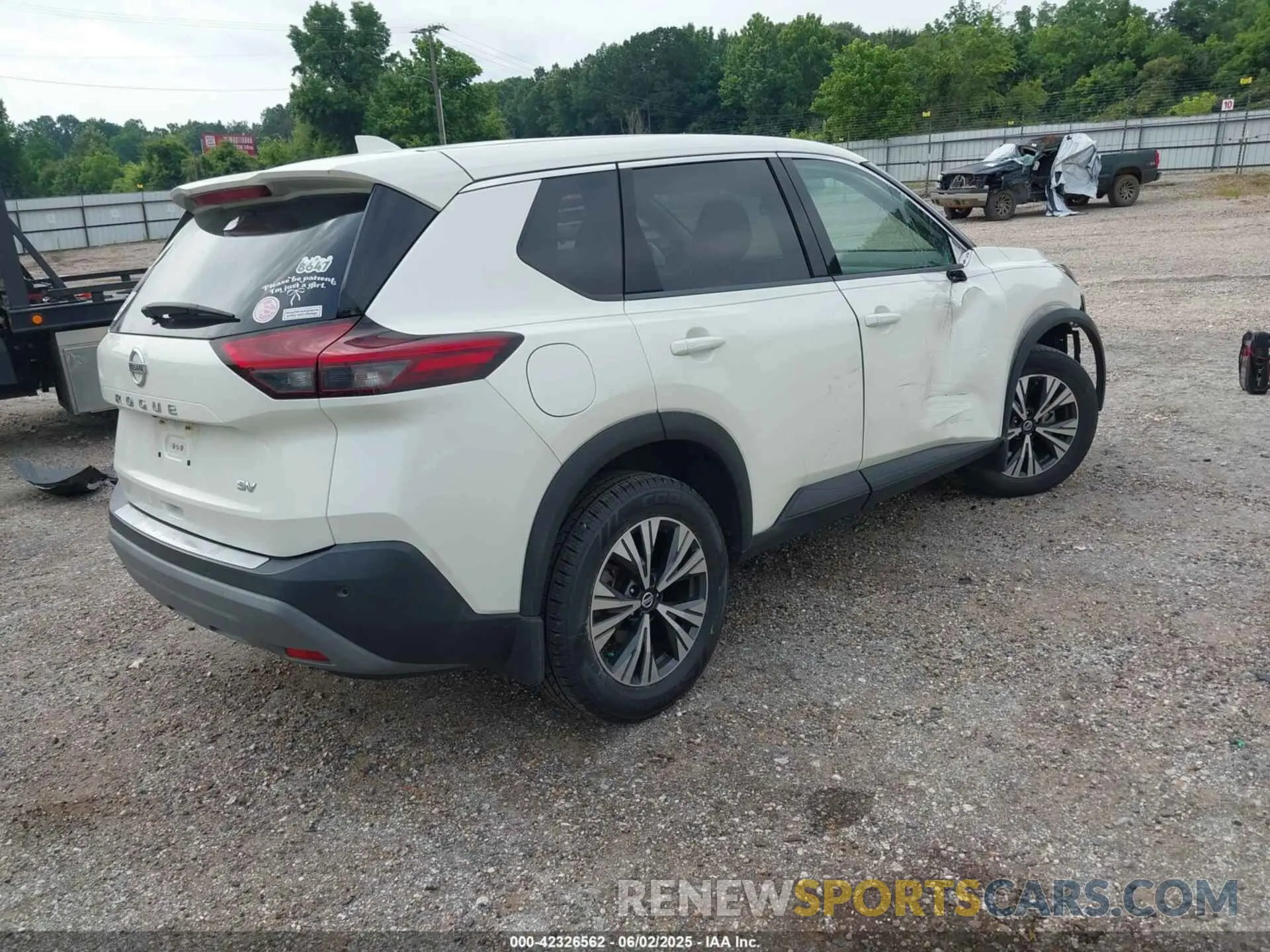 4 Photograph of a damaged car JN8AT3BA1MW003936 NISSAN ROGUE 2021