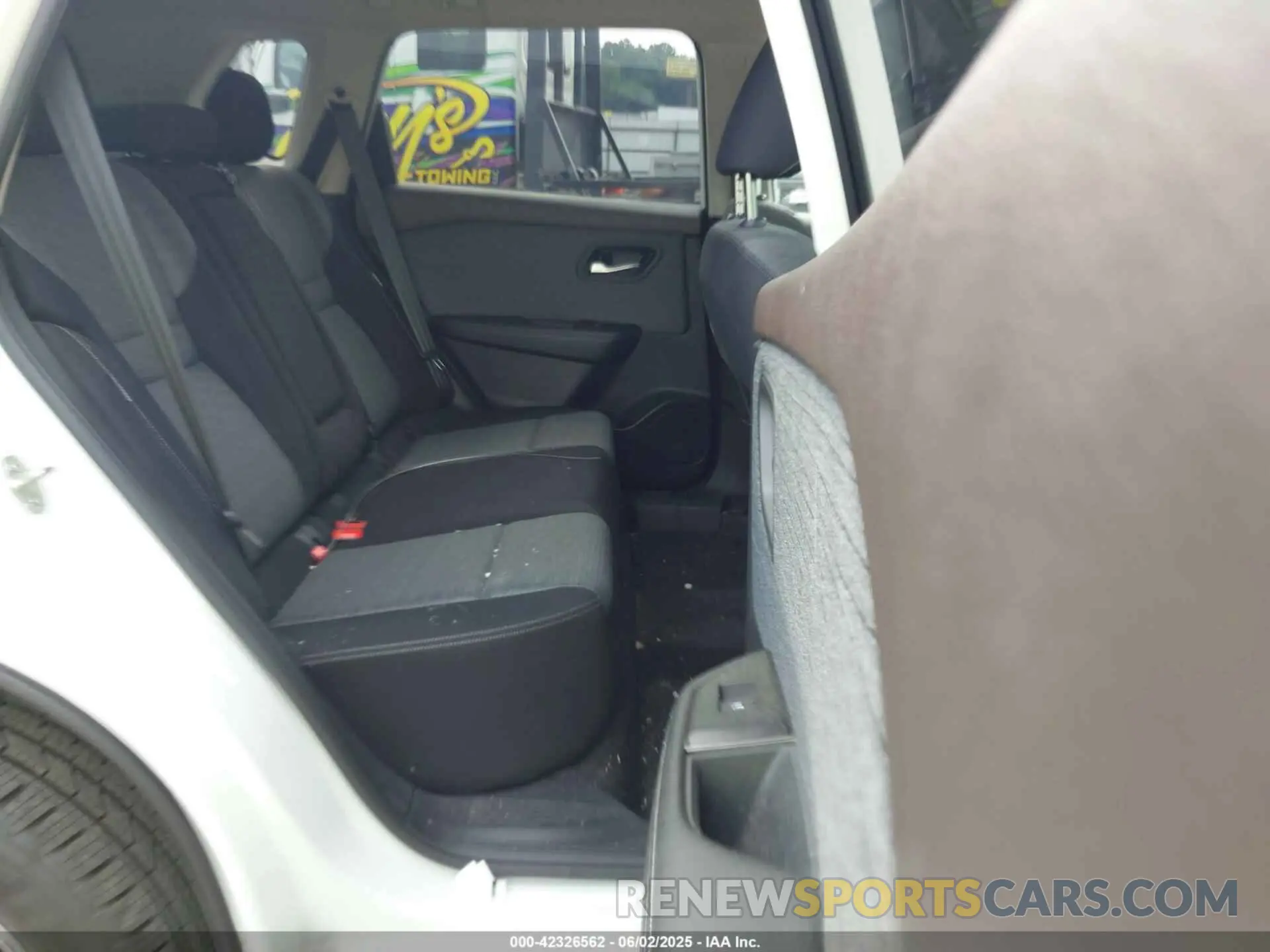 8 Photograph of a damaged car JN8AT3BA1MW003936 NISSAN ROGUE 2021