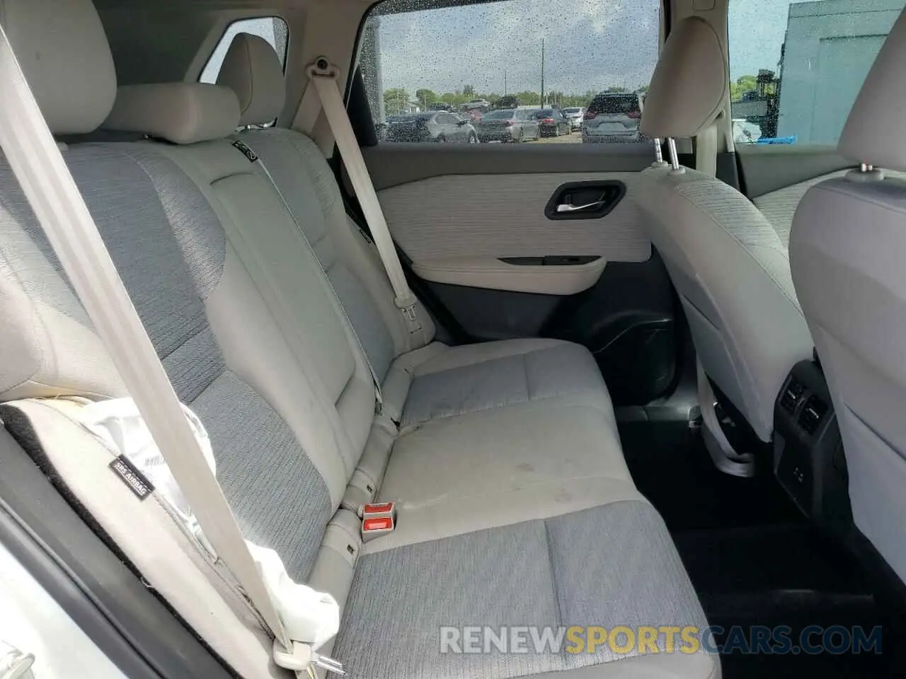 11 Photograph of a damaged car JN8AT3BA2MW011057 NISSAN ROGUE 2021