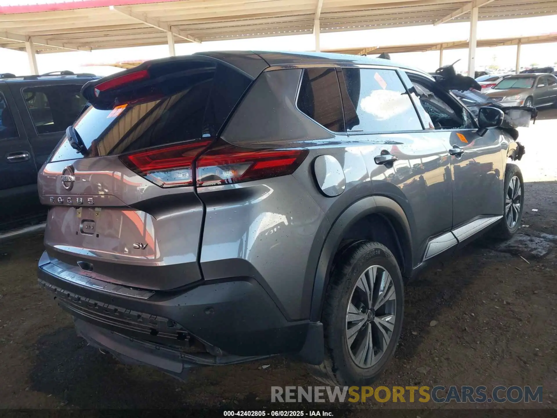 4 Photograph of a damaged car JN8AT3BA2MW018185 NISSAN ROGUE 2021