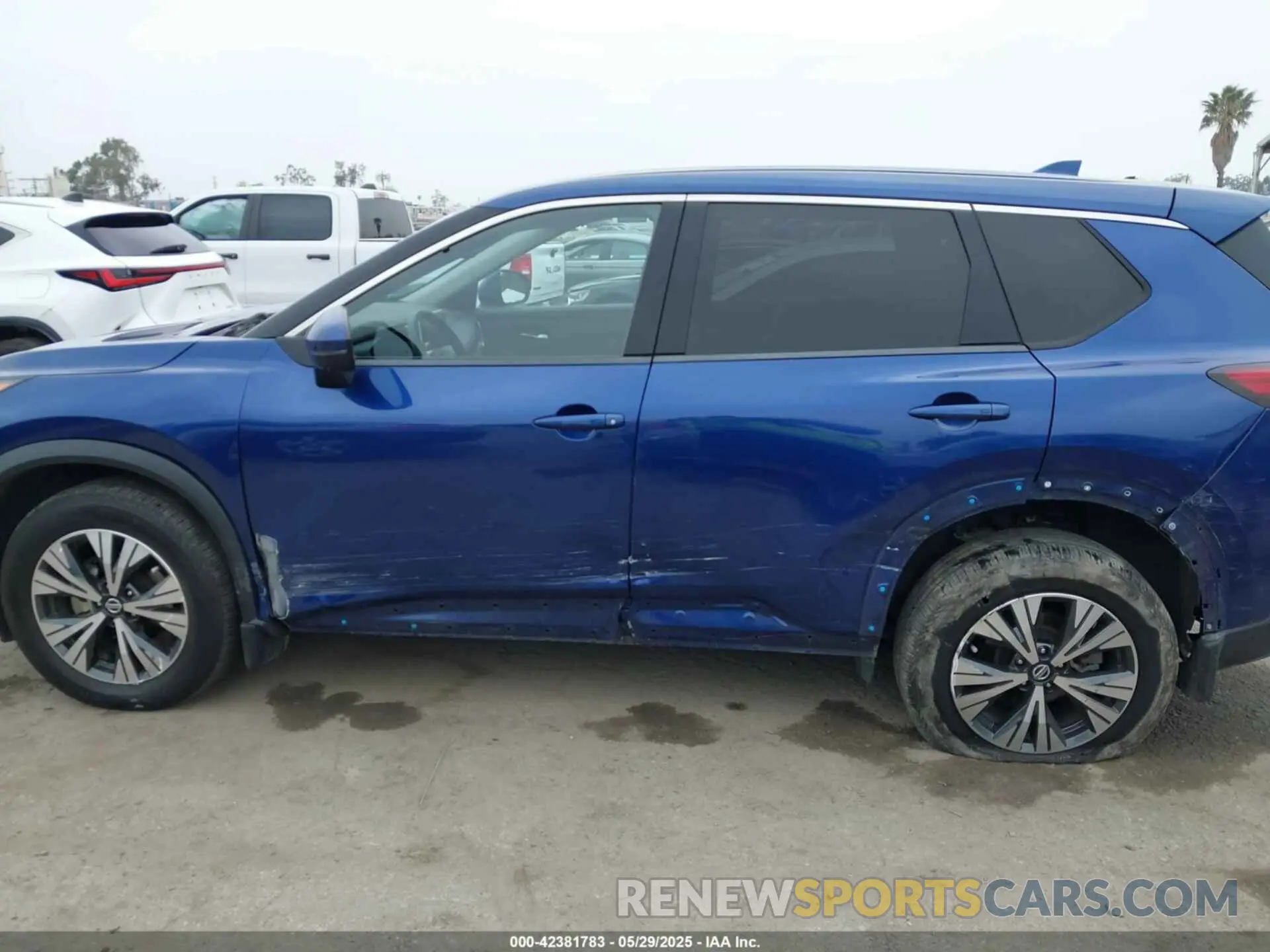 14 Photograph of a damaged car JN8AT3BA3MW011570 NISSAN ROGUE 2021