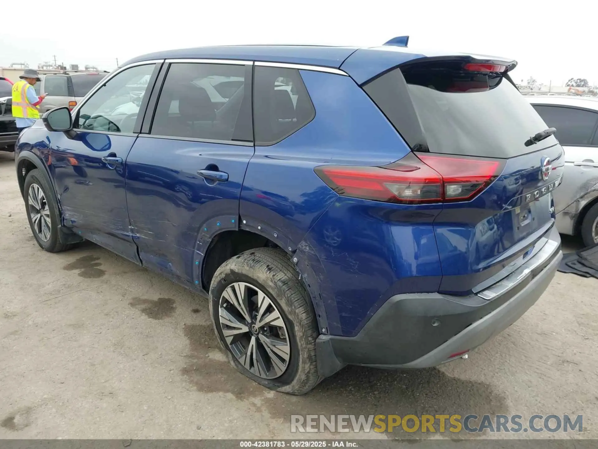 3 Photograph of a damaged car JN8AT3BA3MW011570 NISSAN ROGUE 2021