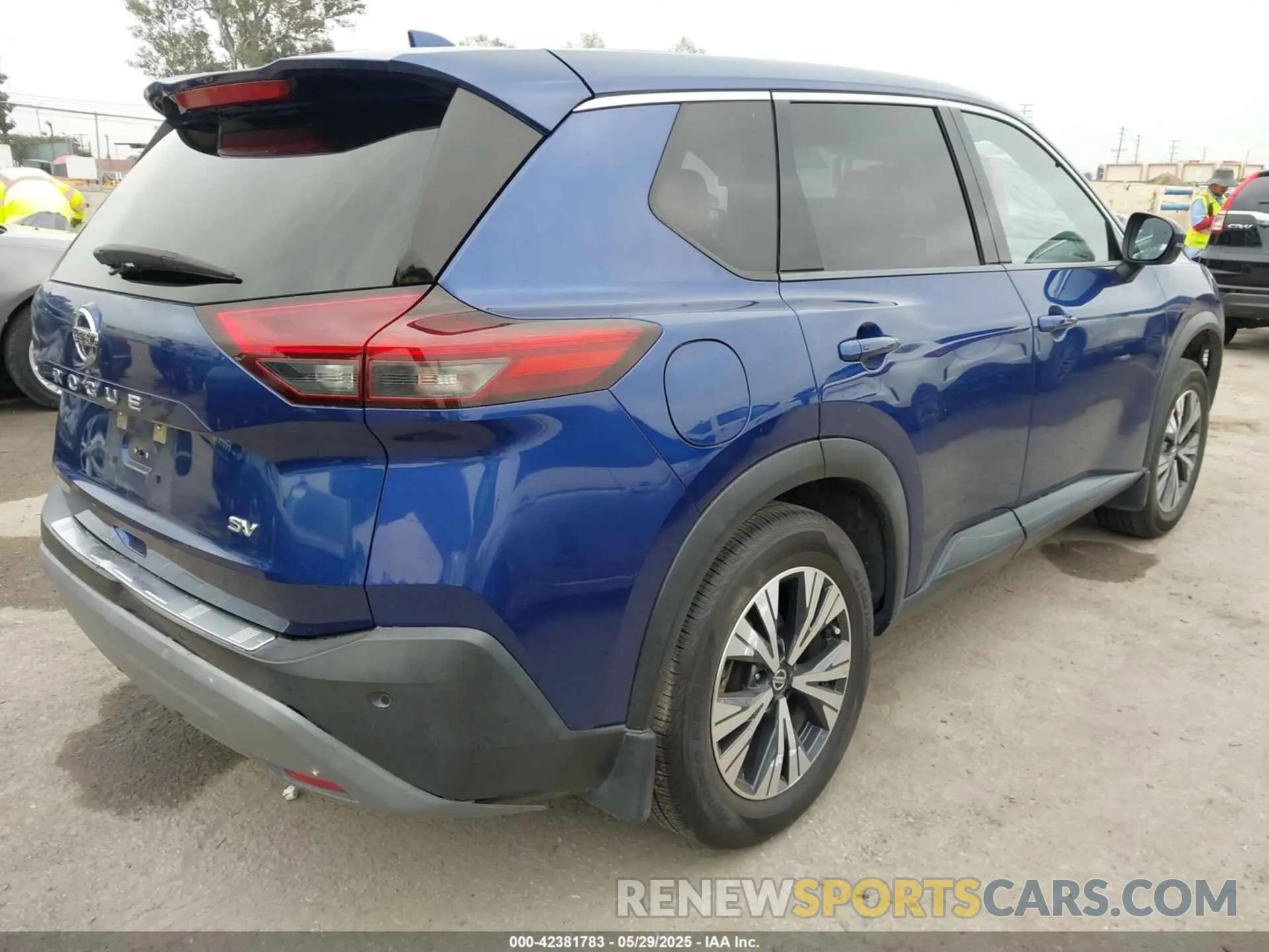 4 Photograph of a damaged car JN8AT3BA3MW011570 NISSAN ROGUE 2021