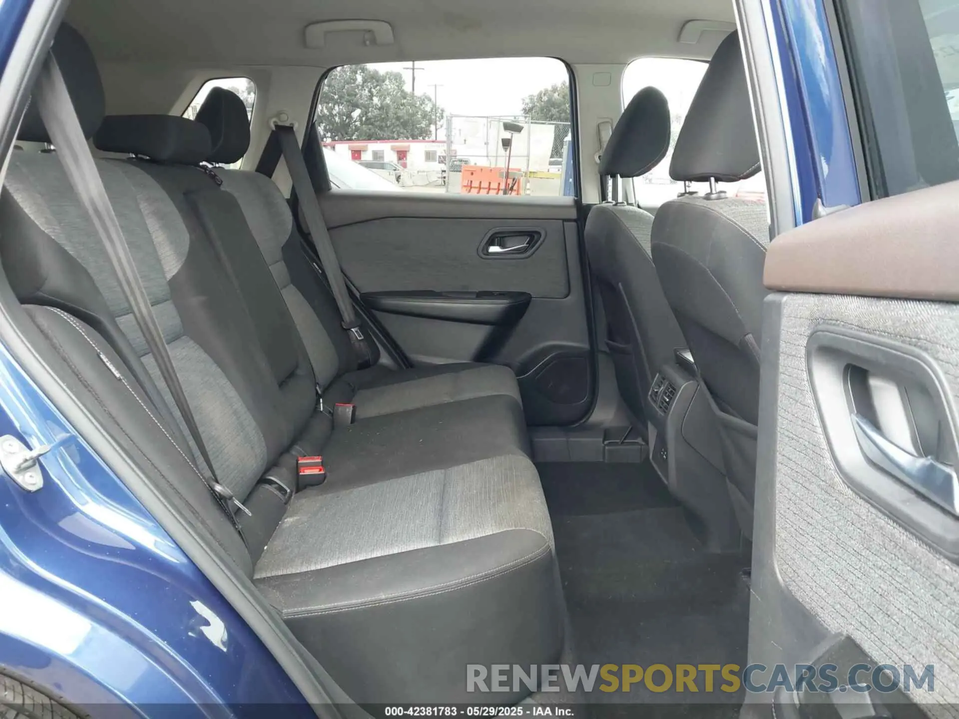 8 Photograph of a damaged car JN8AT3BA3MW011570 NISSAN ROGUE 2021