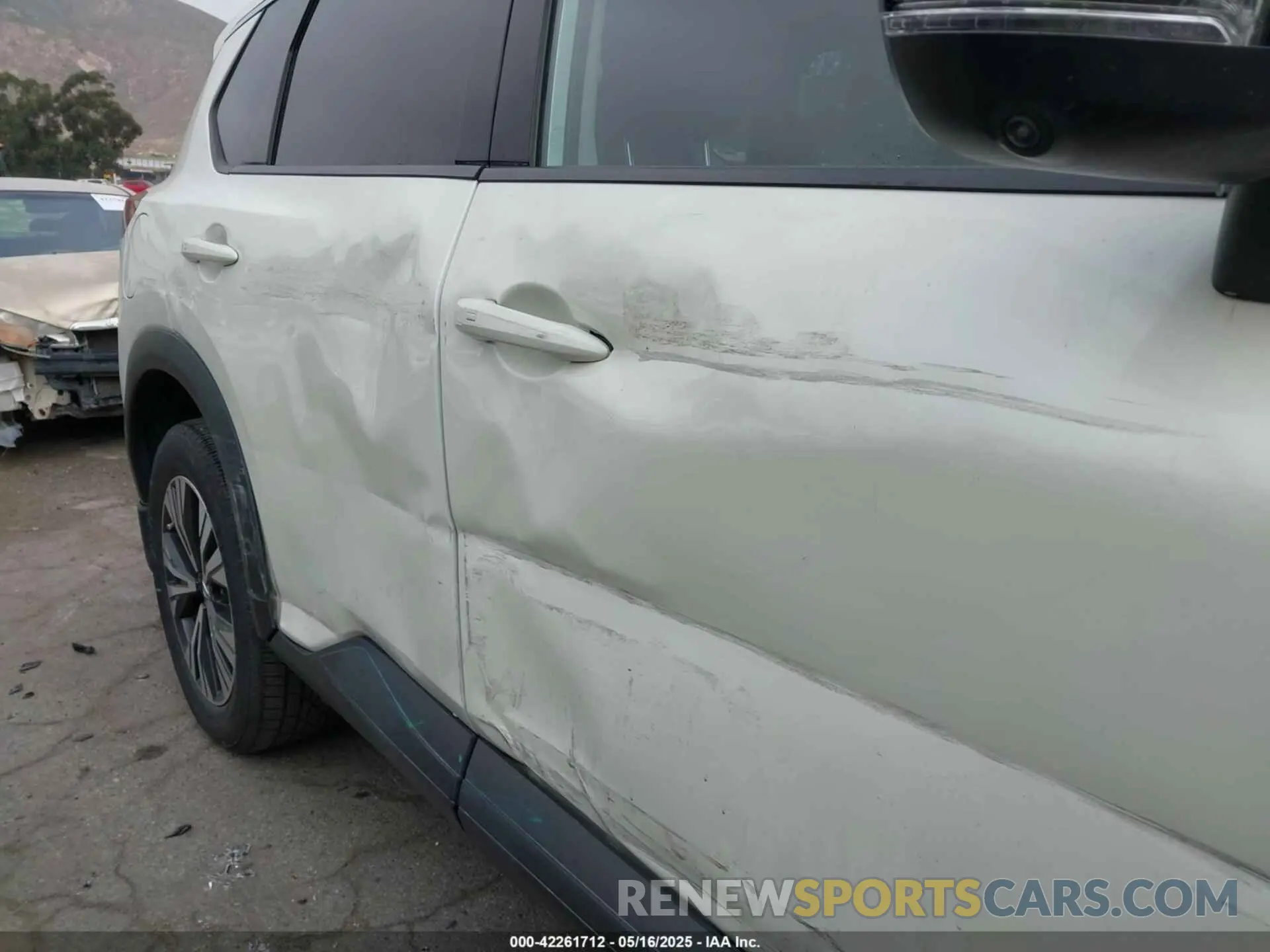 6 Photograph of a damaged car JN8AT3BA6MW011398 NISSAN ROGUE 2021