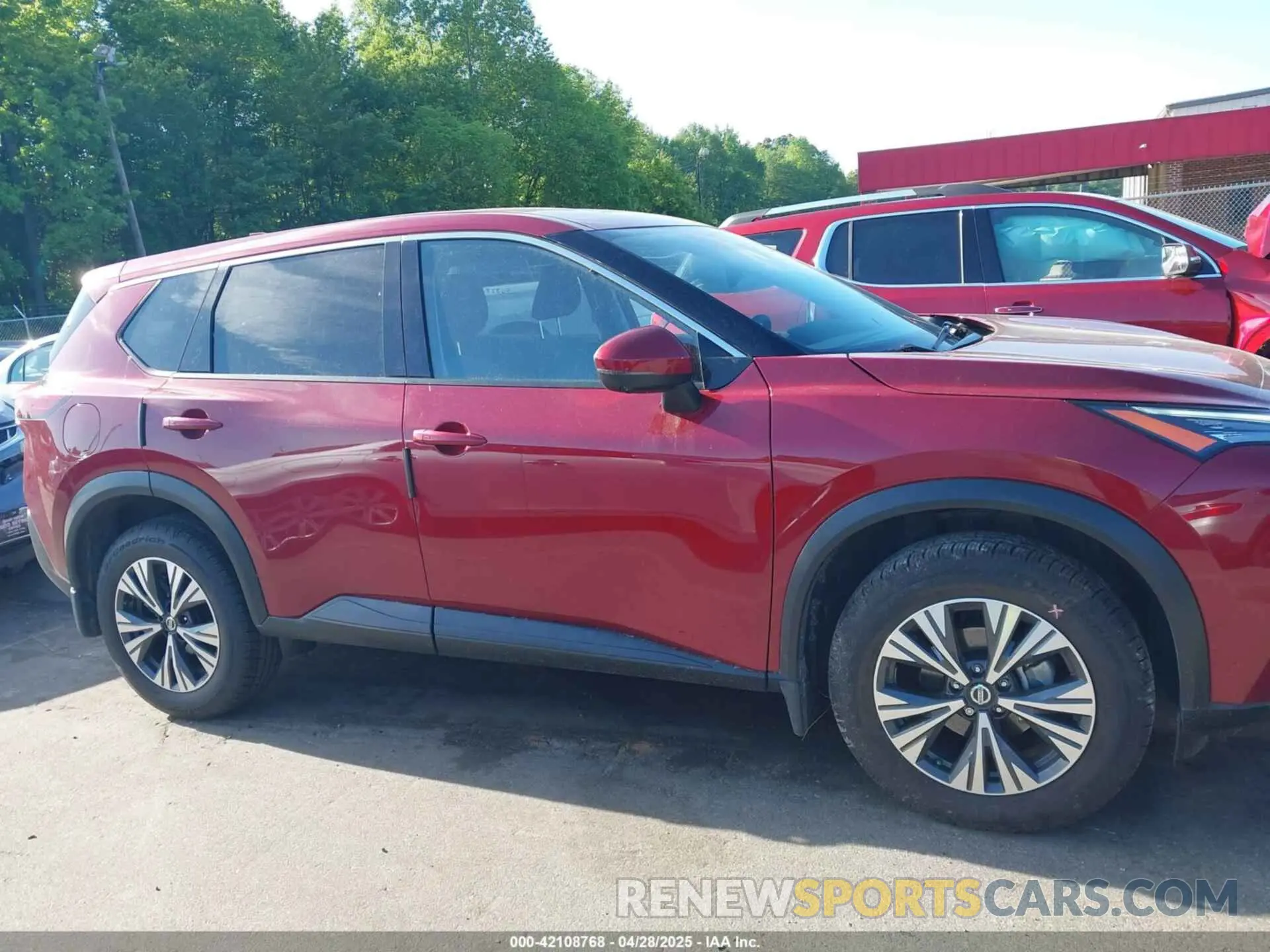 13 Photograph of a damaged car JN8AT3BA7MW008431 NISSAN ROGUE 2021