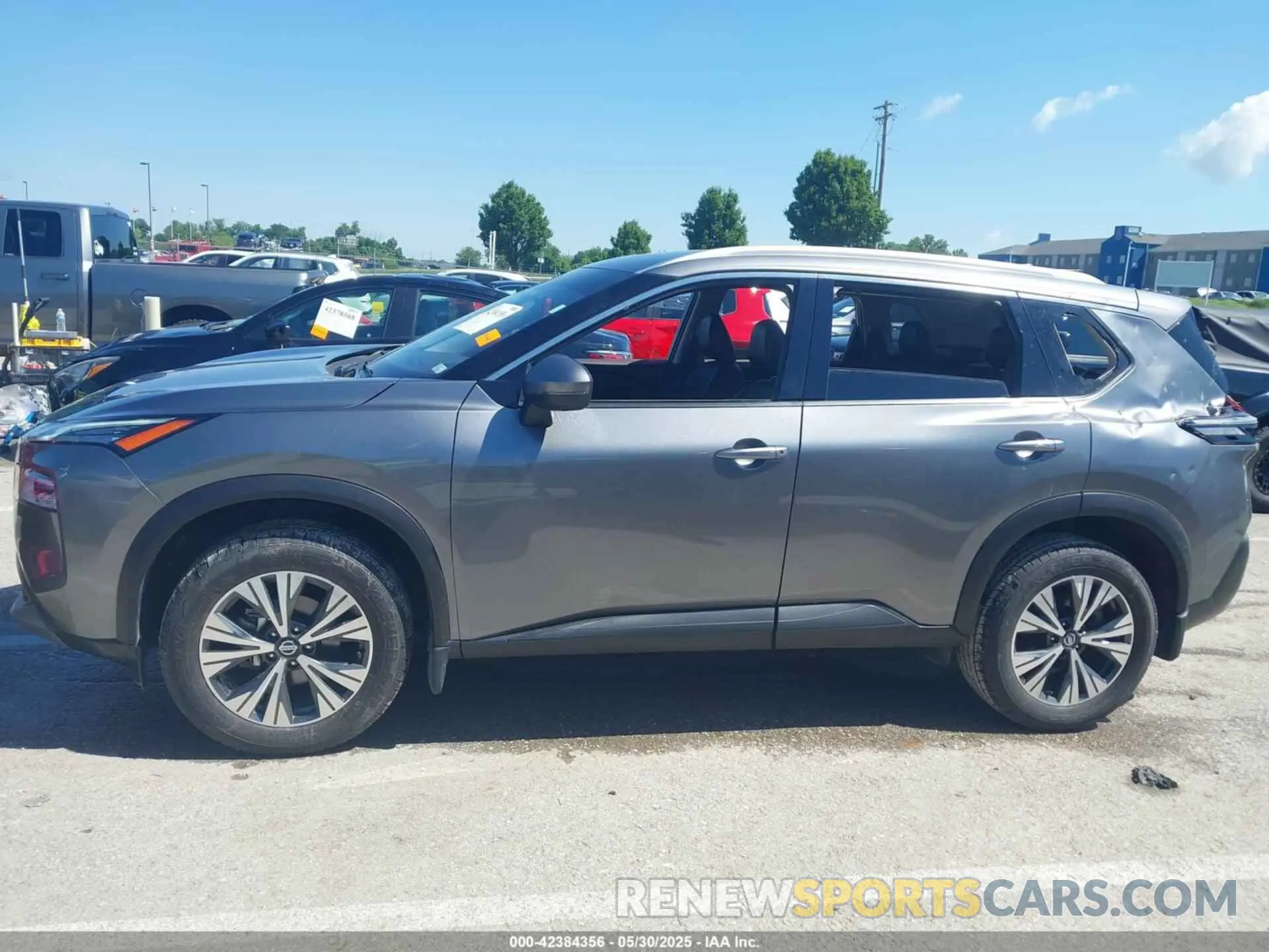 14 Photograph of a damaged car JN8AT3BA7MW016707 NISSAN ROGUE 2021