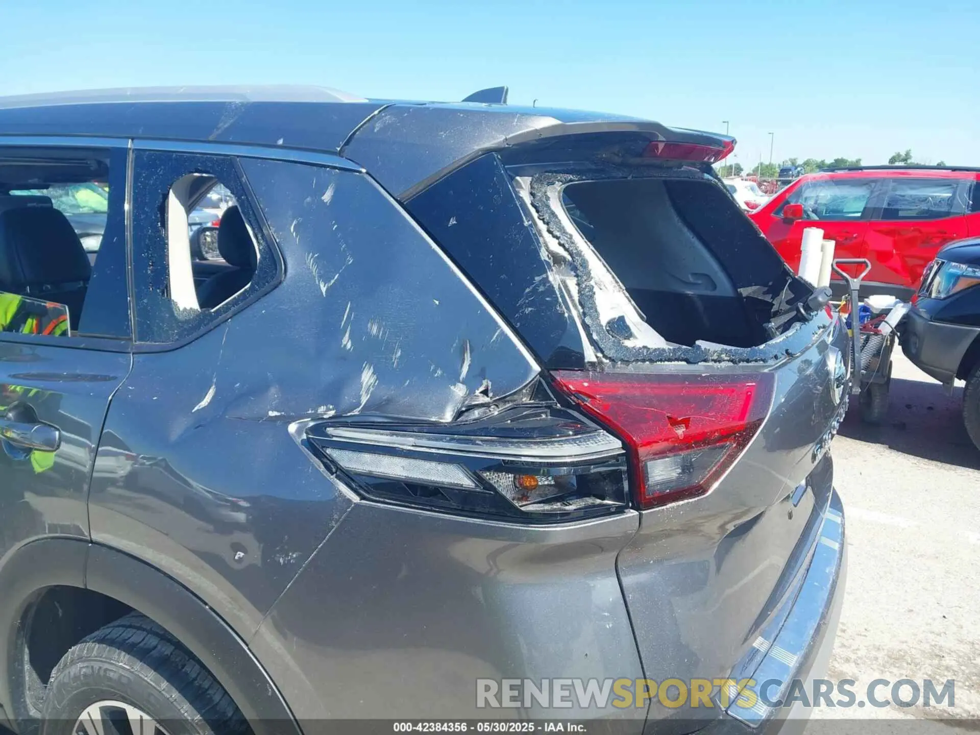 6 Photograph of a damaged car JN8AT3BA7MW016707 NISSAN ROGUE 2021