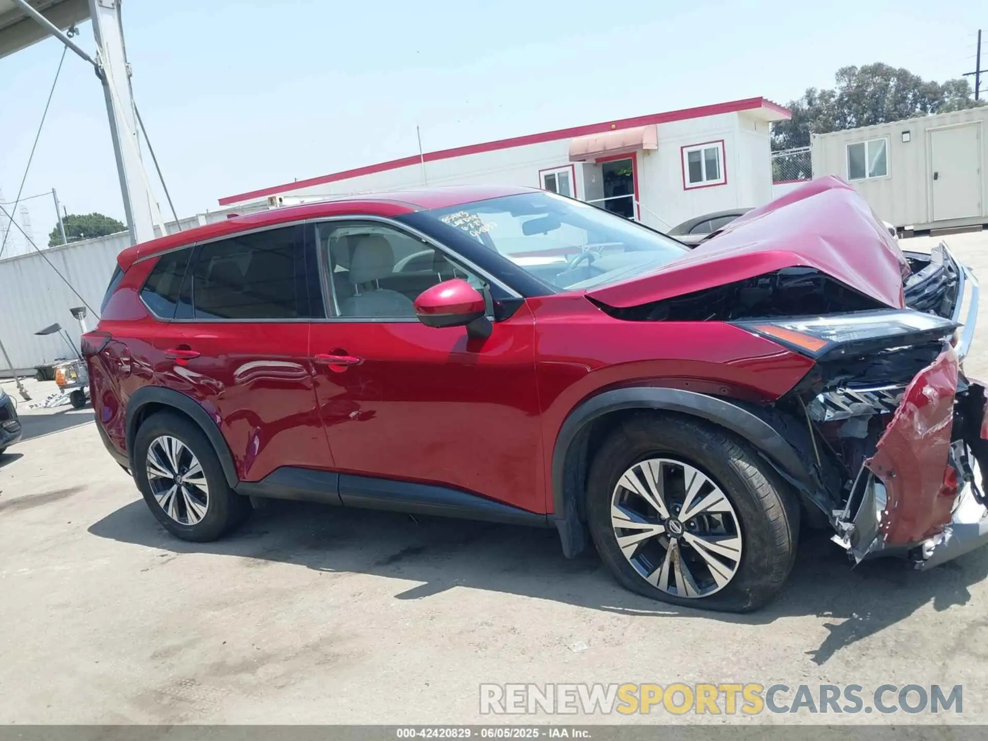 12 Photograph of a damaged car JN8AT3BA8MW010589 NISSAN ROGUE 2021