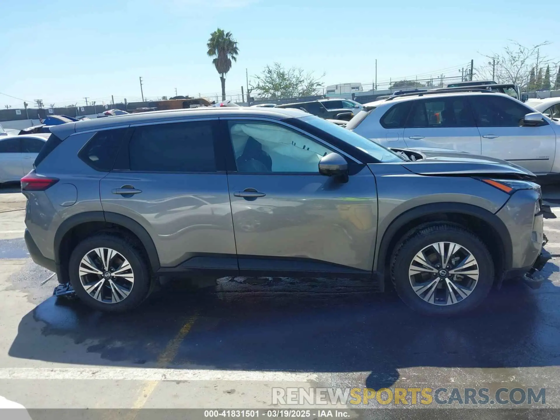 13 Photograph of a damaged car JN8AT3BA8MW018045 NISSAN ROGUE 2021