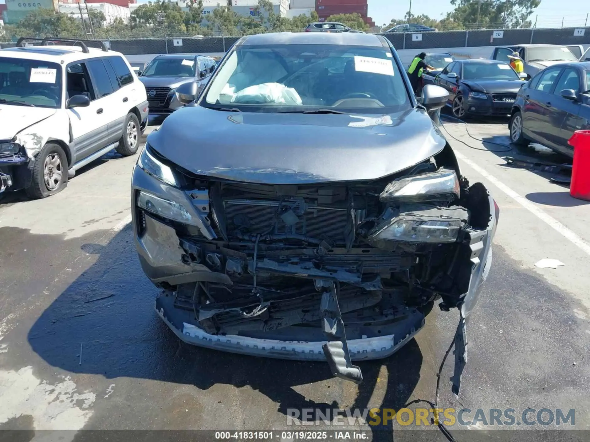 6 Photograph of a damaged car JN8AT3BA8MW018045 NISSAN ROGUE 2021